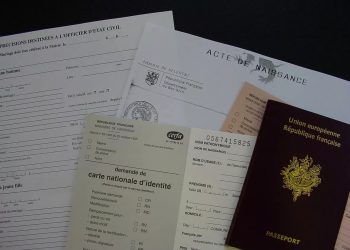 Traduction en grec de documents d'état civil